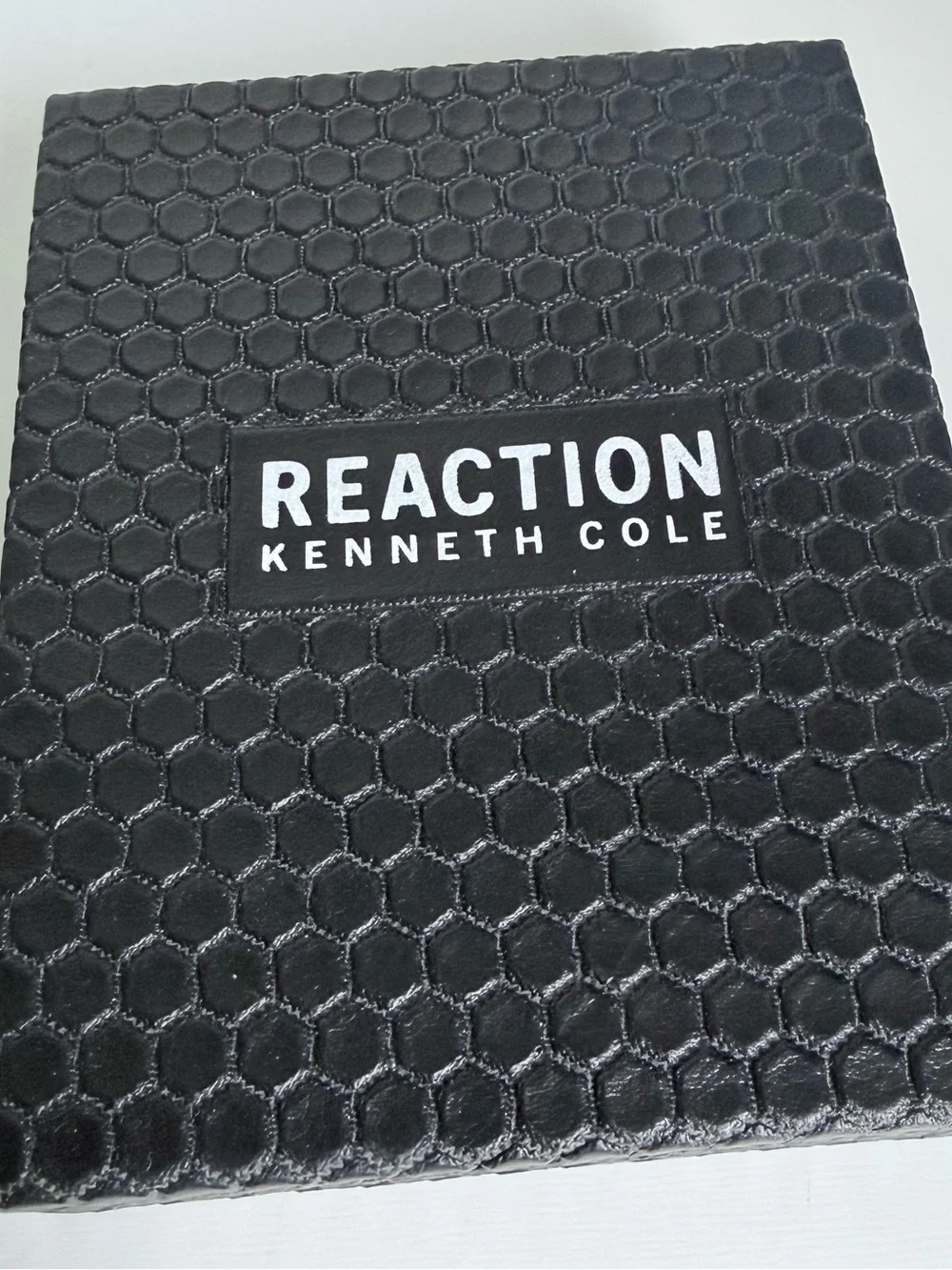 Kenneth Cole Reaction Black Leather Bi-Fold Wallet